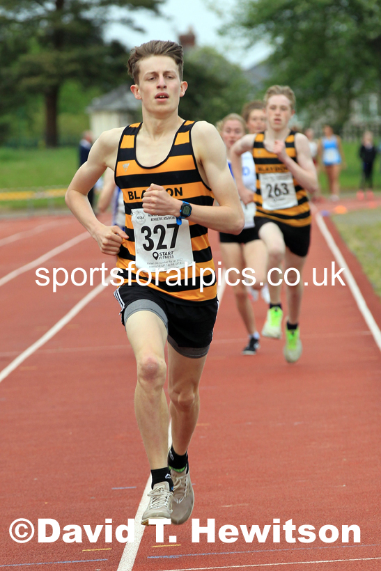 800 metres, 2022 NEGP No. 2, Hebburn. Photo: David T. Hewitson/Sports for All Pics